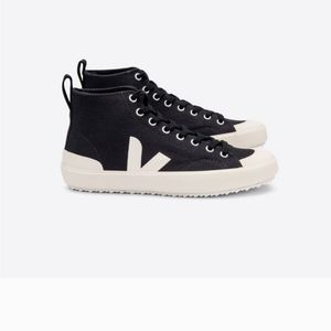 VEJA Black Top Sneakers